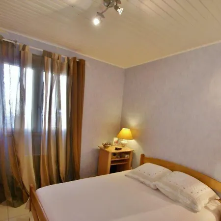 2 Avec Jardin Plein Sud Pour 6 Personnes - Barcelonnette, 04400, France - Fr-1-165a-19 Apartment *